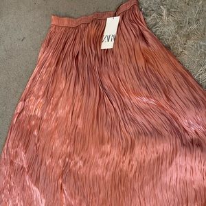Pink zara flowy skirt